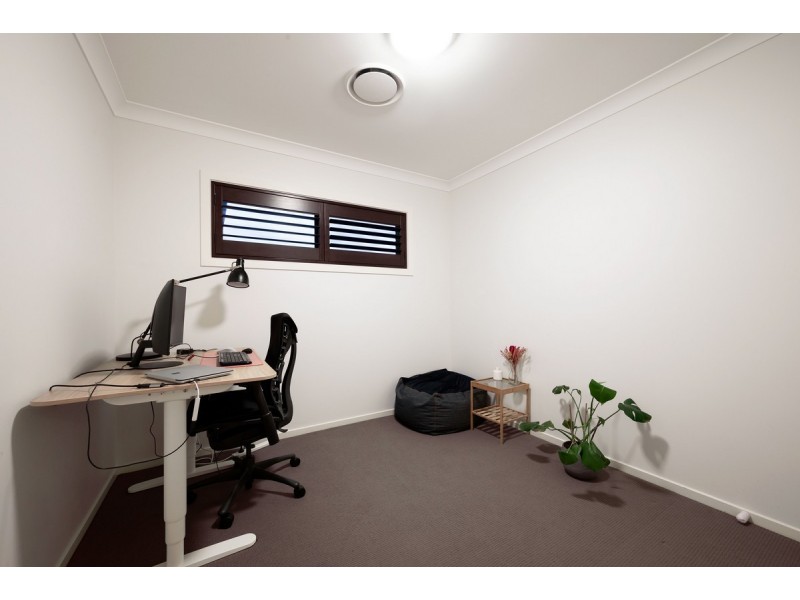 35 Hyslop Crescent, Casey ACT 2913