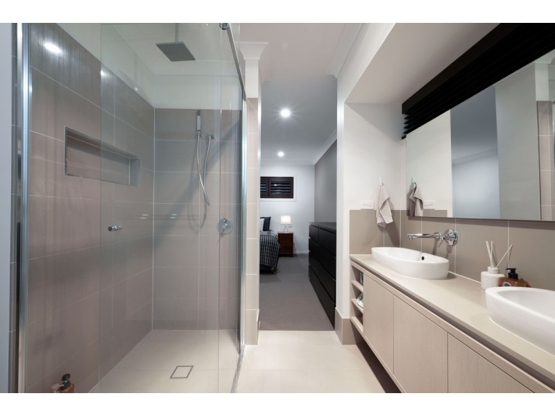 35 Hyslop Crescent, Casey ACT 2913