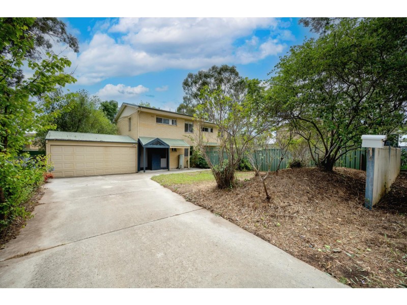 33 Crofts Crescent, Spence ACT 2615