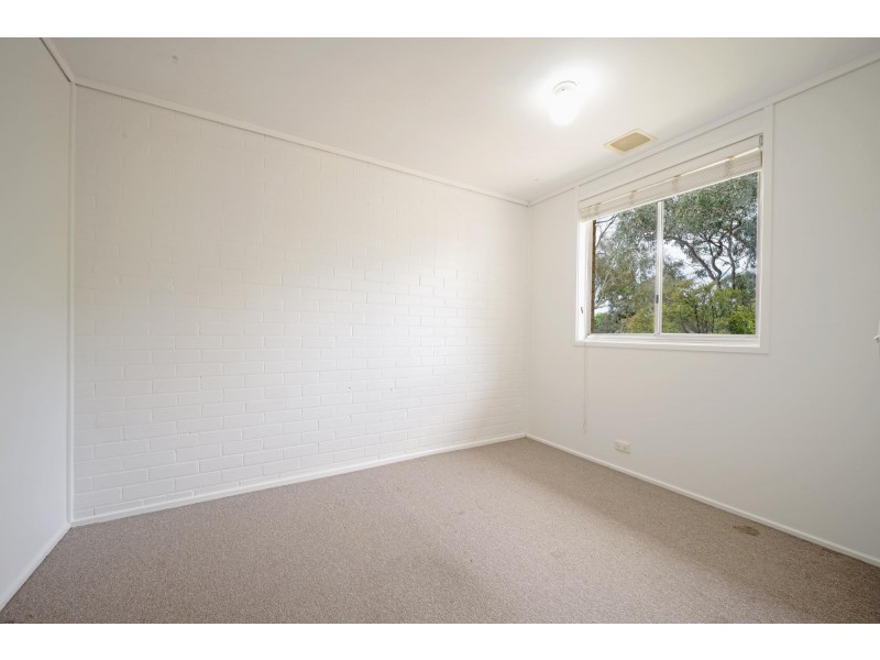 33 Crofts Crescent, Spence ACT 2615