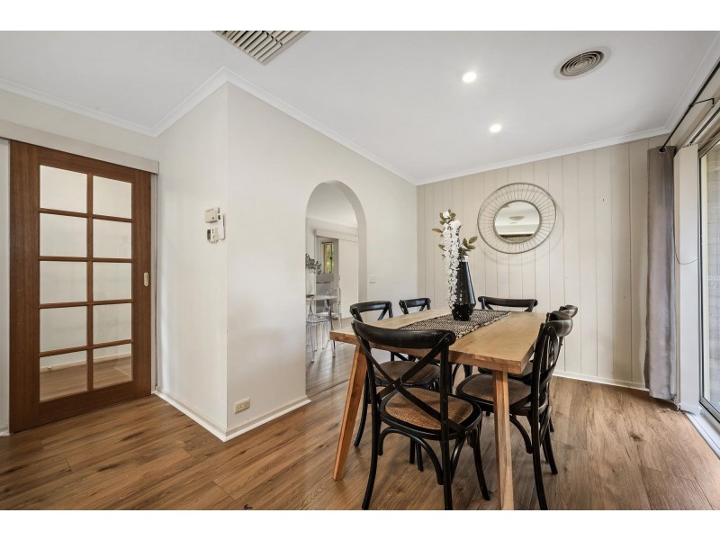 238 Southern Cross Drive, Latham ACT 2615