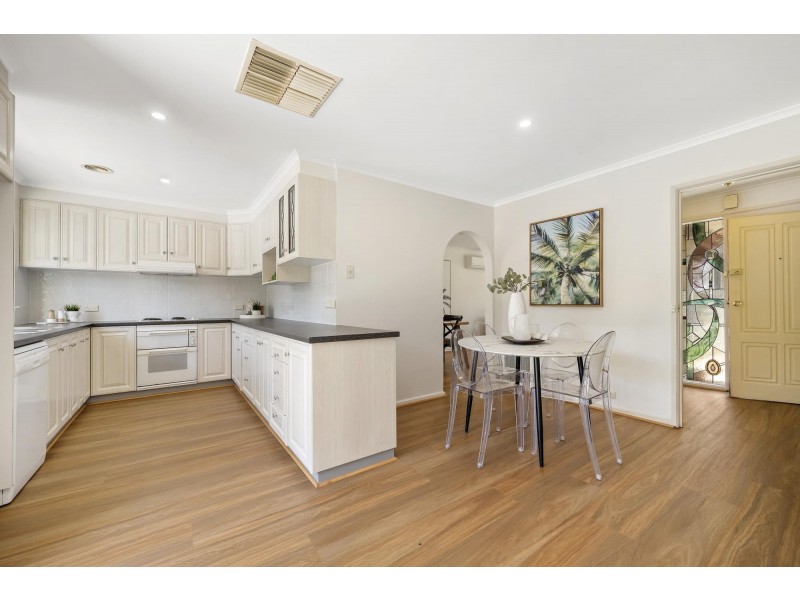 238 Southern Cross Drive, Latham ACT 2615