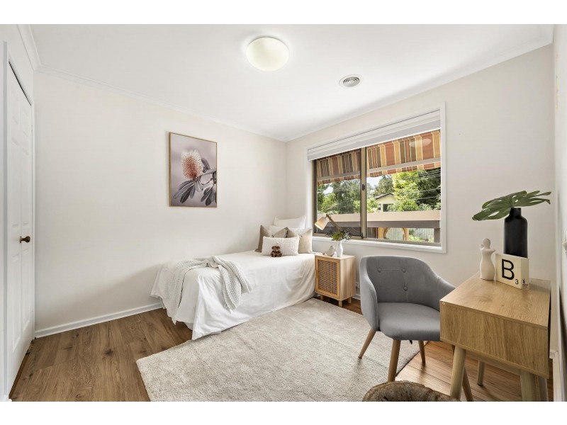 238 Southern Cross Drive, Latham ACT 2615