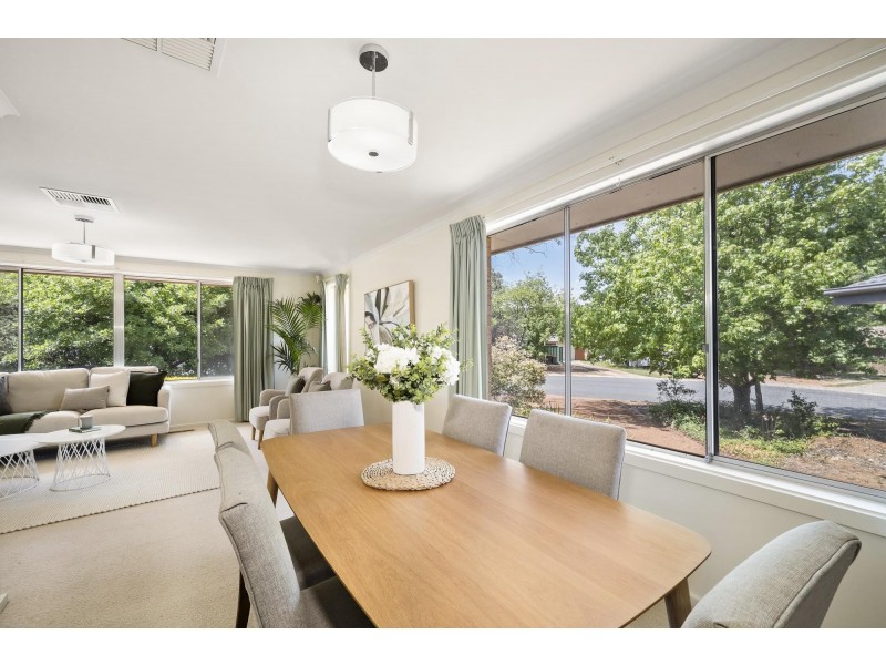 61 Kriewaldt Circuit, Higgins ACT 2615