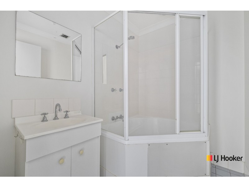 23/53 McMillan Crescent, Griffith ACT 2603