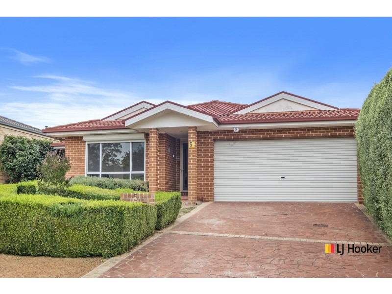 5 Genoa Street, Amaroo ACT 2914