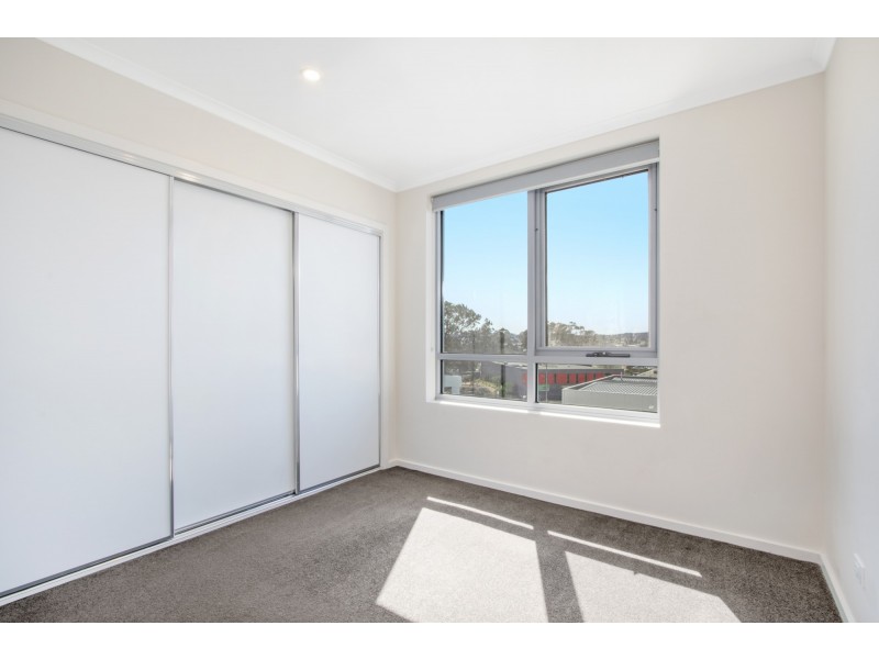 64/77 Gozzard Street, Gungahlin ACT 2912