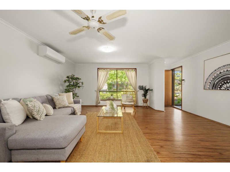 72 Twelvetrees Crescent, Florey ACT 2615