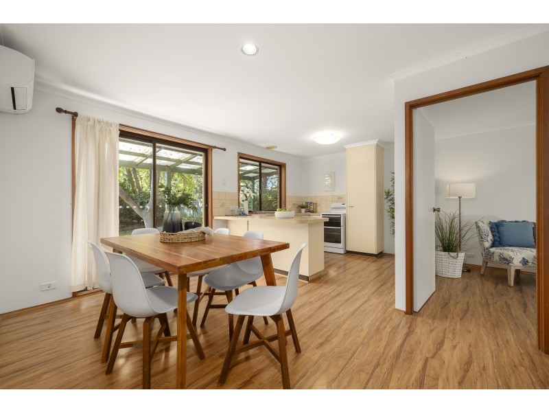 72 Twelvetrees Crescent, Florey ACT 2615