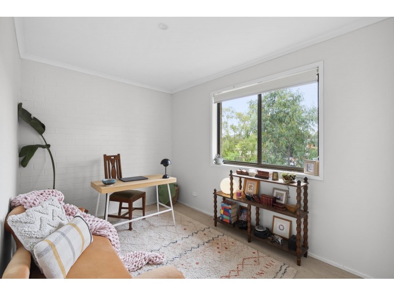 2/2 Playfair Place, Belconnen ACT 2617