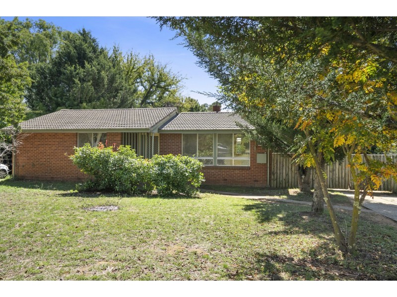 136 Goyder Street, Narrabundah ACT 2604
