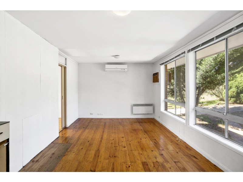 136 Goyder Street, Narrabundah ACT 2604