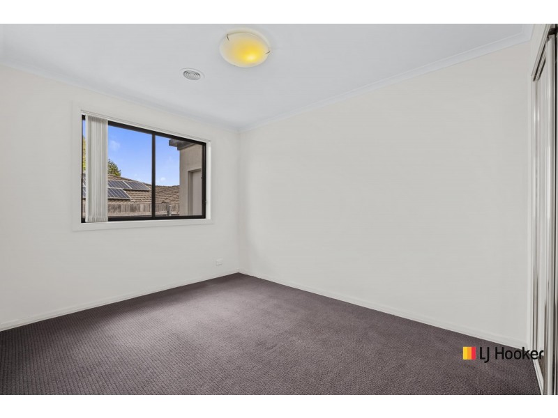 4 Flagstone Street, Harrison ACT 2914