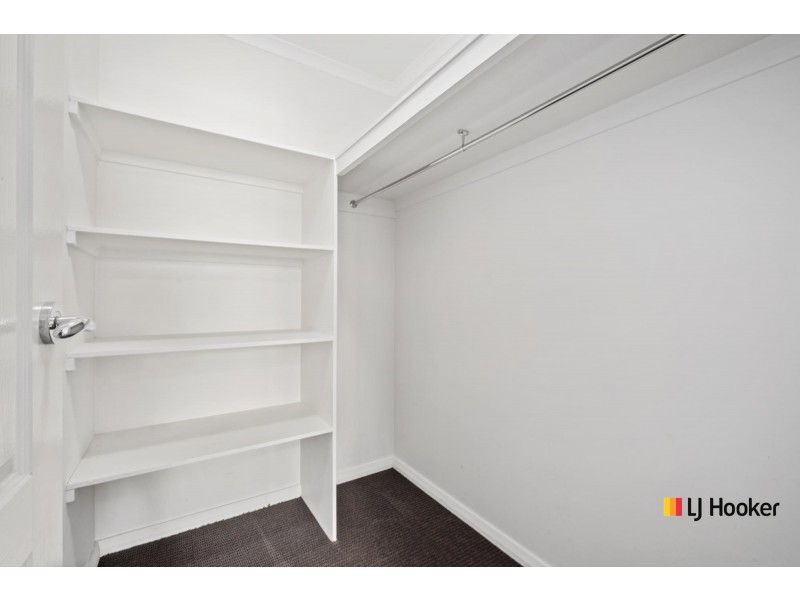 4 Flagstone Street, Harrison ACT 2914