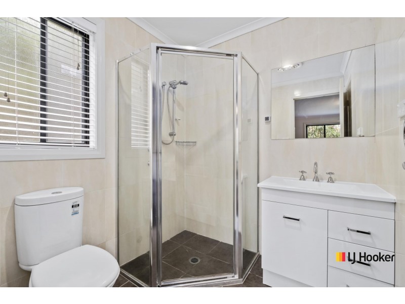 4 Flagstone Street, Harrison ACT 2914