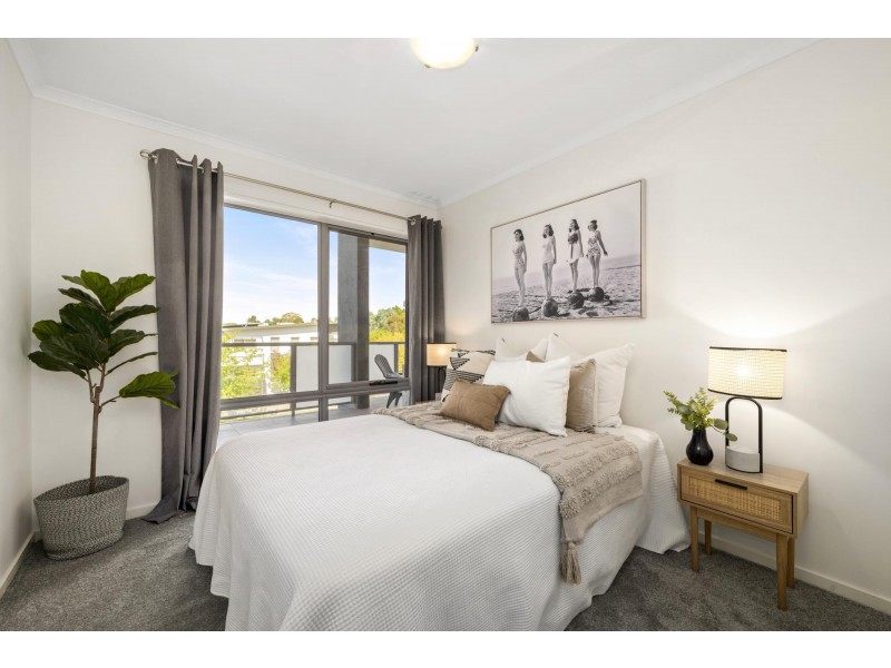 64/75 Elizabeth Jolley Crescent, Franklin ACT 2913