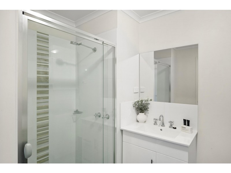 64/75 Elizabeth Jolley Crescent, Franklin ACT 2913