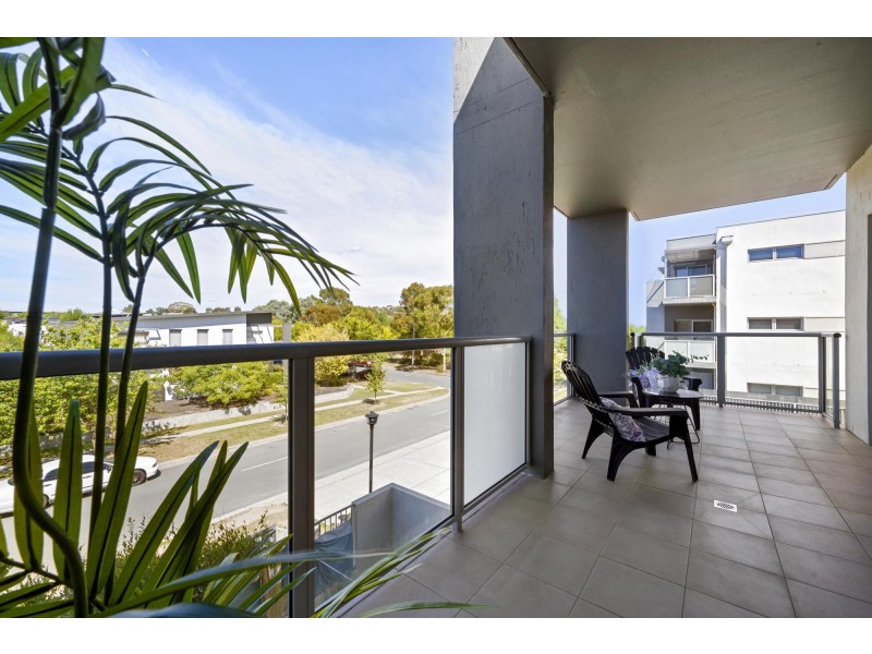 64/75 Elizabeth Jolley Crescent, Franklin ACT 2913