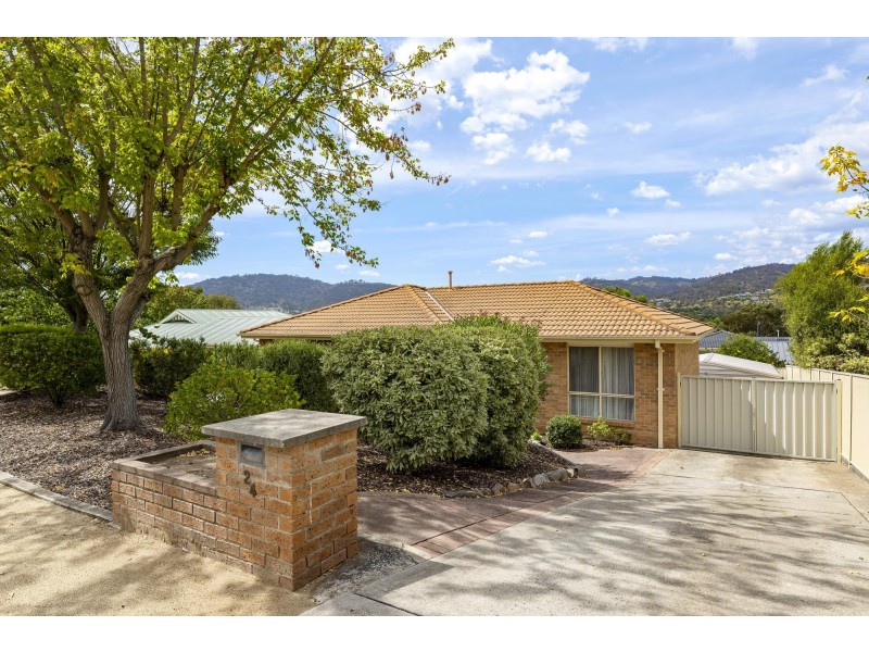 24 Mcgrowdie Place, Gordon ACT 2906