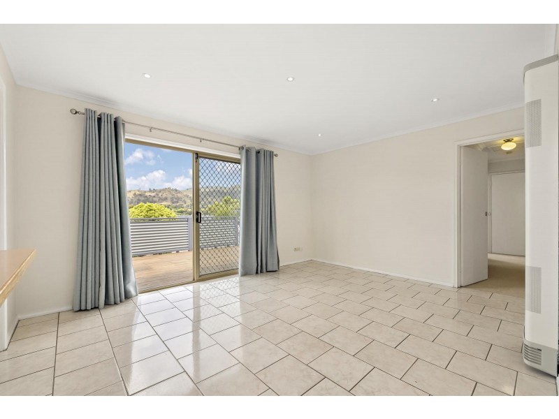 24 Mcgrowdie Place, Gordon ACT 2906
