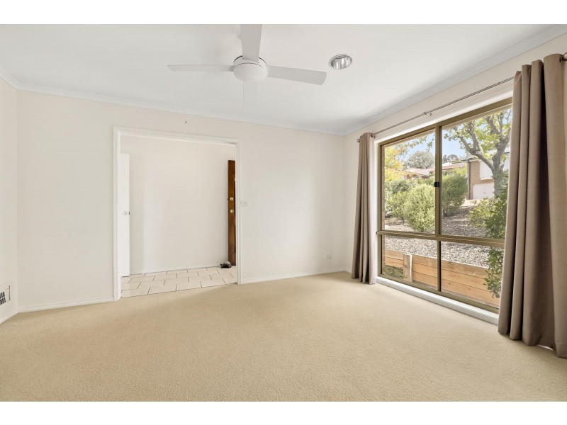 24 Mcgrowdie Place, Gordon ACT 2906