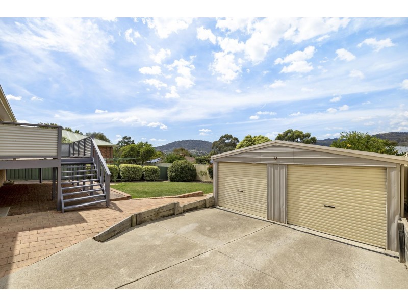 24 Mcgrowdie Place, Gordon ACT 2906
