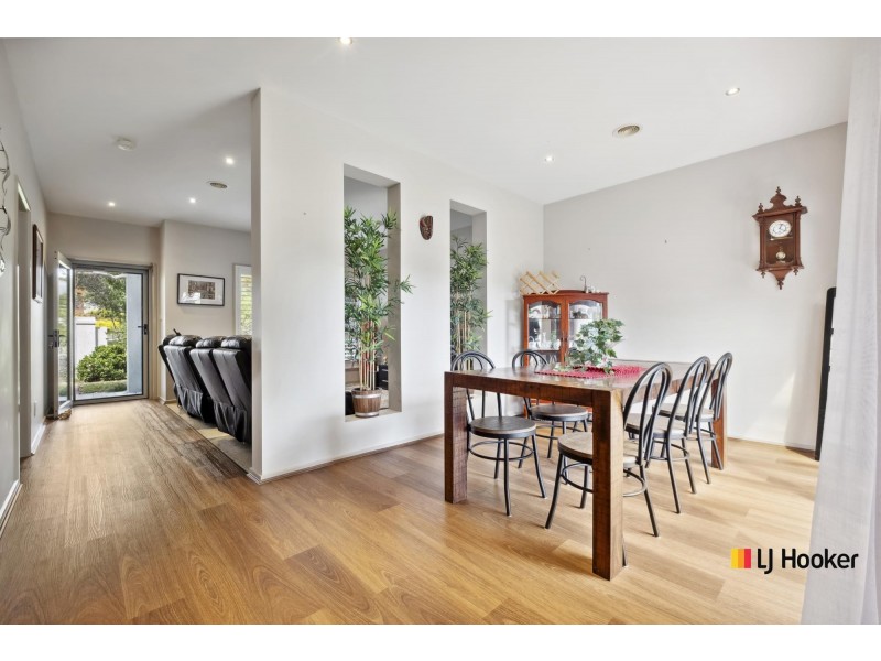 6 Ebor Lane, Harrison ACT 2914