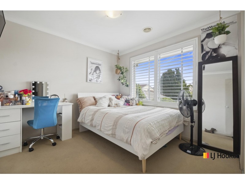 6 Ebor Lane, Harrison ACT 2914