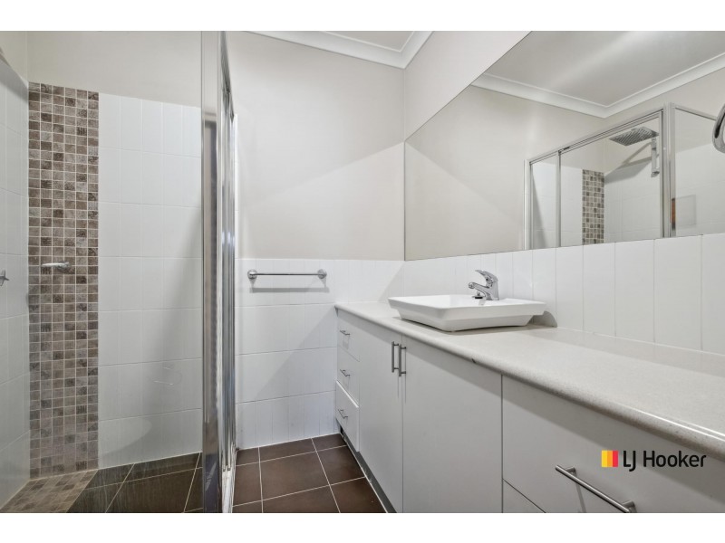 6 Ebor Lane, Harrison ACT 2914