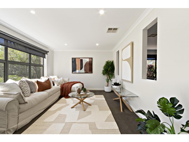 20 Ronald Walker Street, Casey ACT 2913