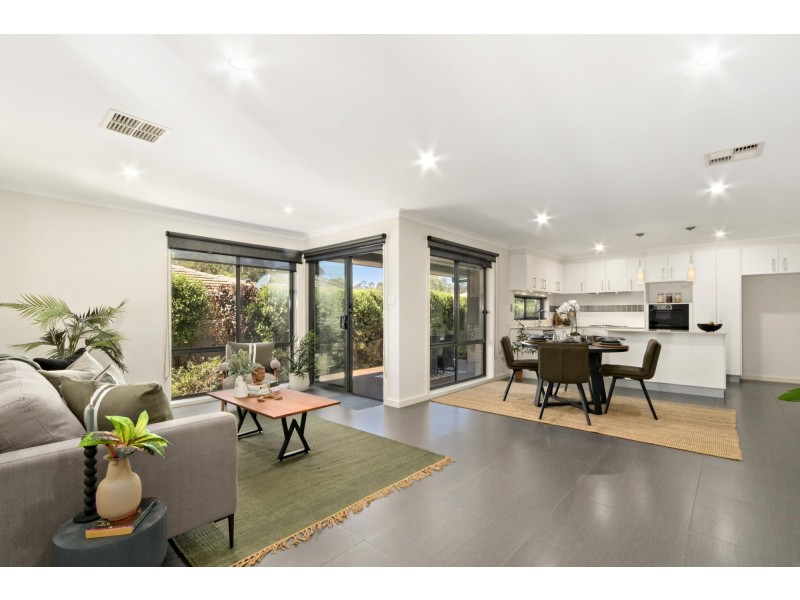 20 Ronald Walker Street, Casey ACT 2913