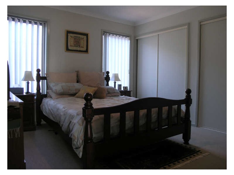 4/2 Namatjira Drive, Weston ACT 2611