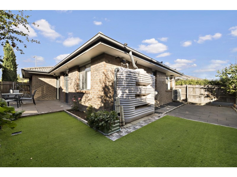 29 Plimsoll Drive, Casey ACT 2913