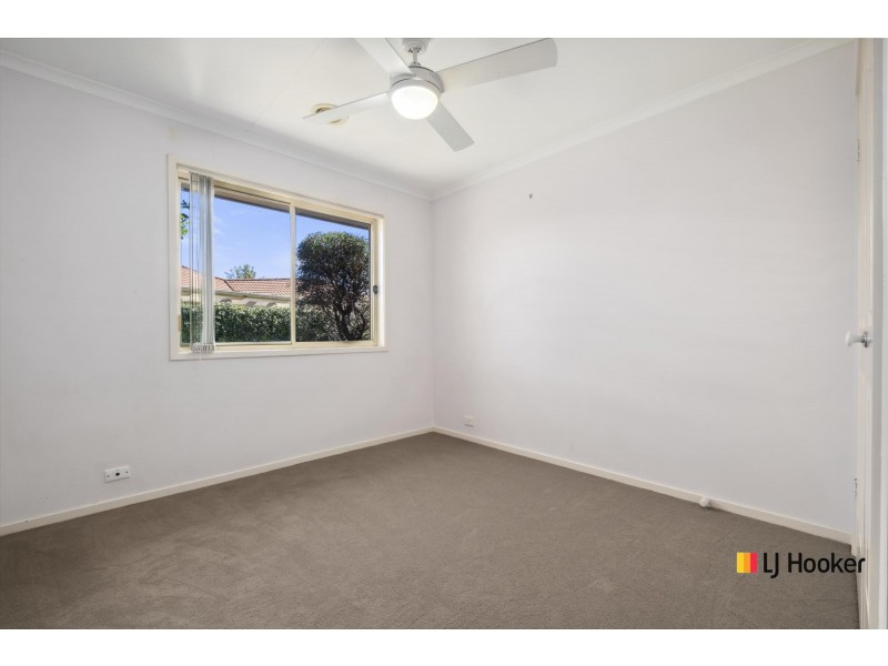 8 Candlebark Close, Nicholls ACT 2913