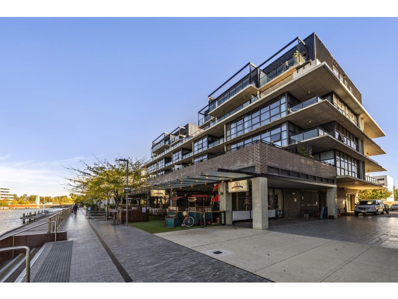 15/33 Eastlake Parade, Kingston ACT 2604