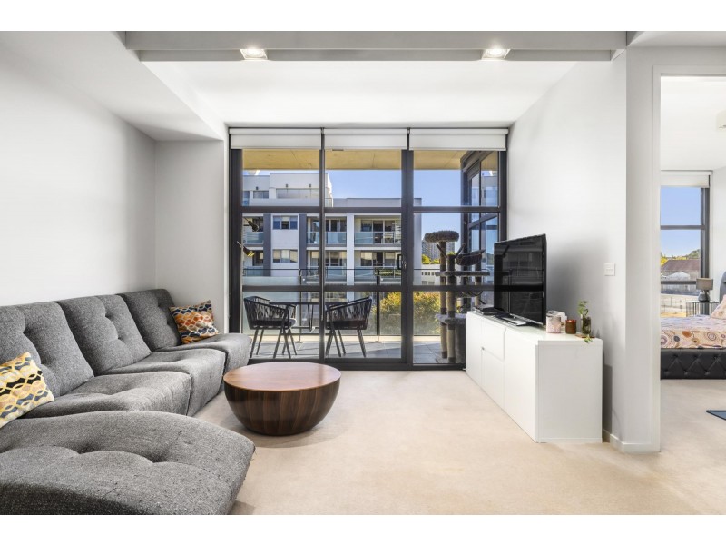 15/33 Eastlake Parade, Kingston ACT 2604