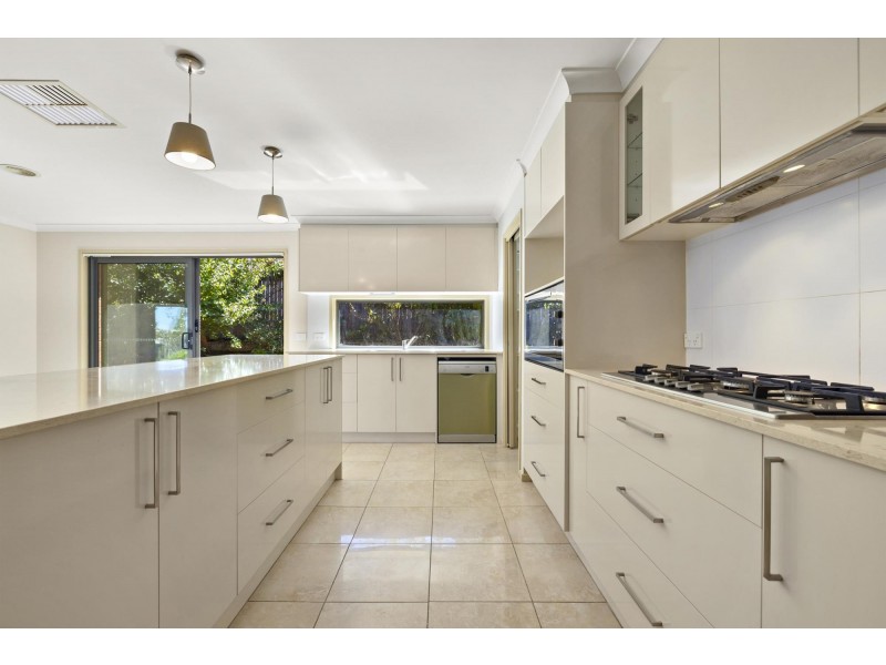21 Lucy Beeton Crescent, Bonner ACT 2914