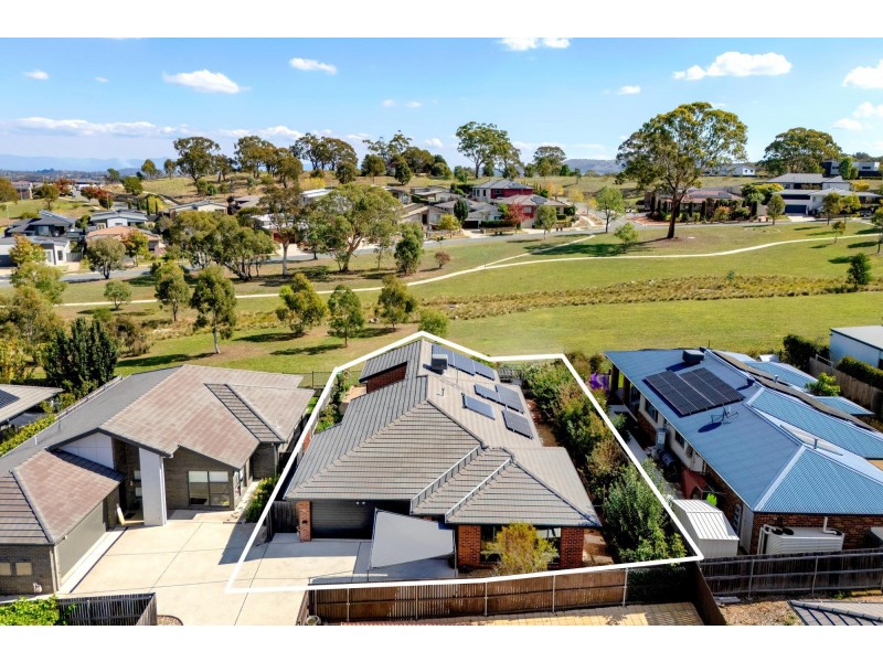 21 Lucy Beeton Crescent, Bonner ACT 2914