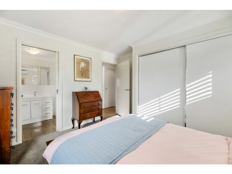 2/15 Bill Ferguson Circuit, Bonner ACT 2914