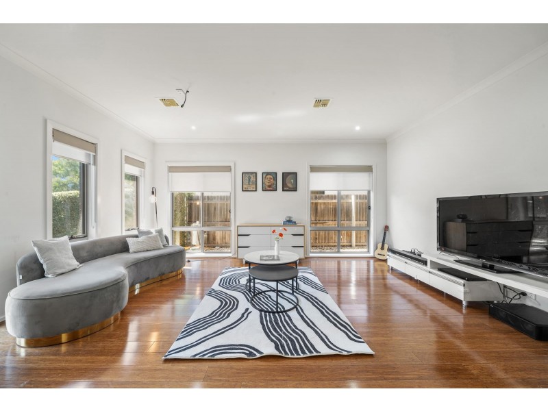 30 Oodgeroo Avenue, Franklin ACT 2913