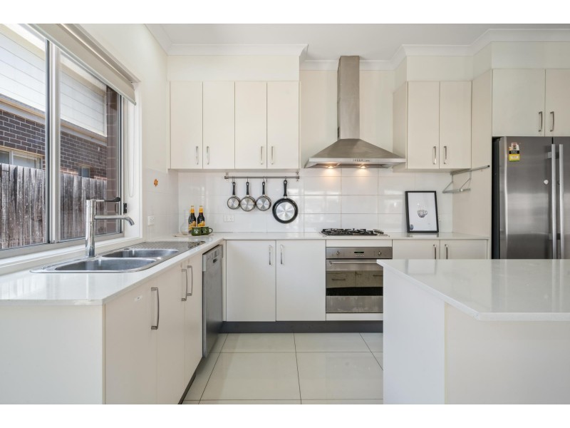 30 Oodgeroo Avenue, Franklin ACT 2913