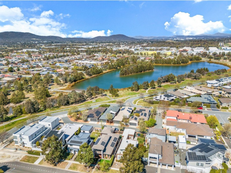 30 Oodgeroo Avenue, Franklin ACT 2913