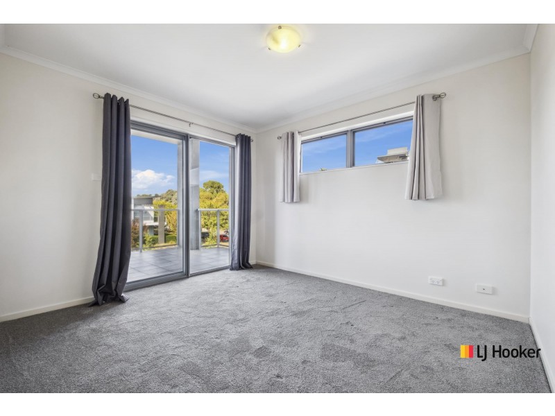 64/75 Elizabeth Jolley Crescent, Franklin ACT 2913