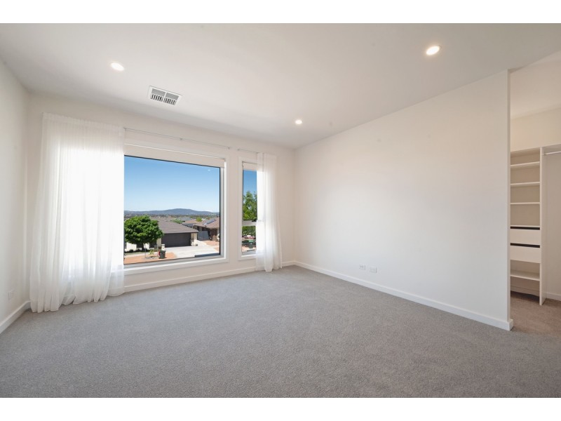 35 Overall Avenue, Casey ACT 2913