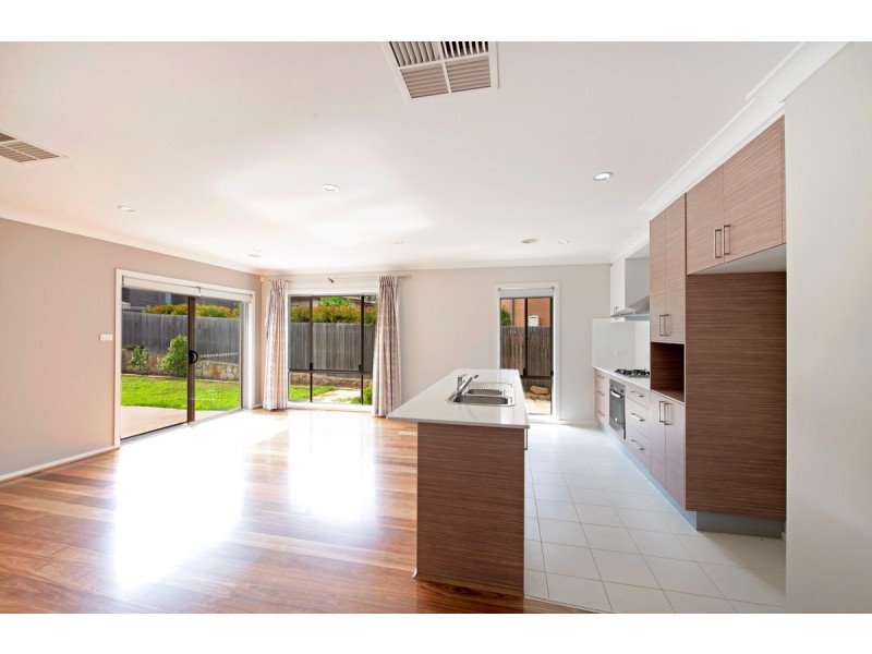 5 Marcus Street, Forde ACT 2914