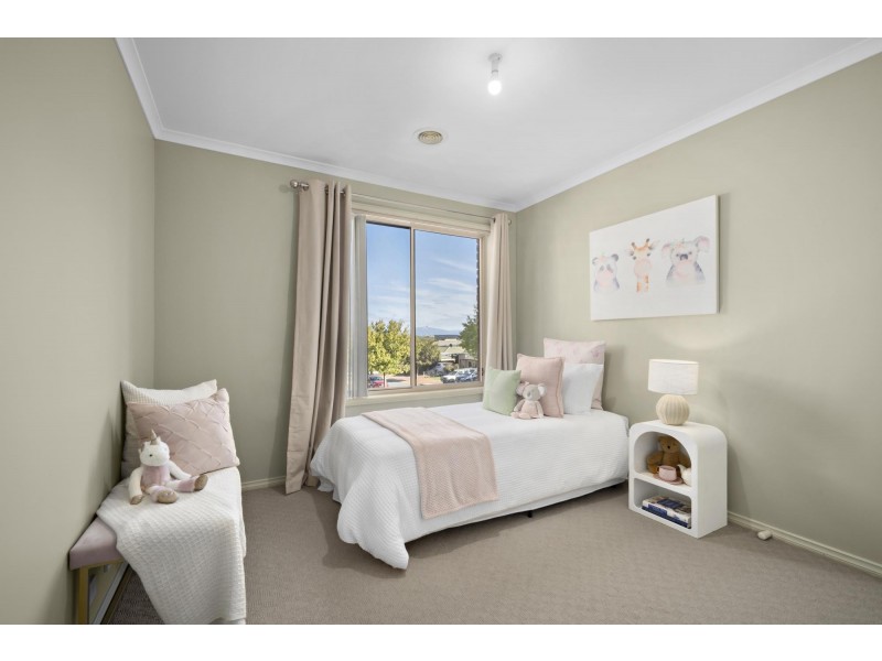 24 Siroset Close, Dunlop ACT 2615