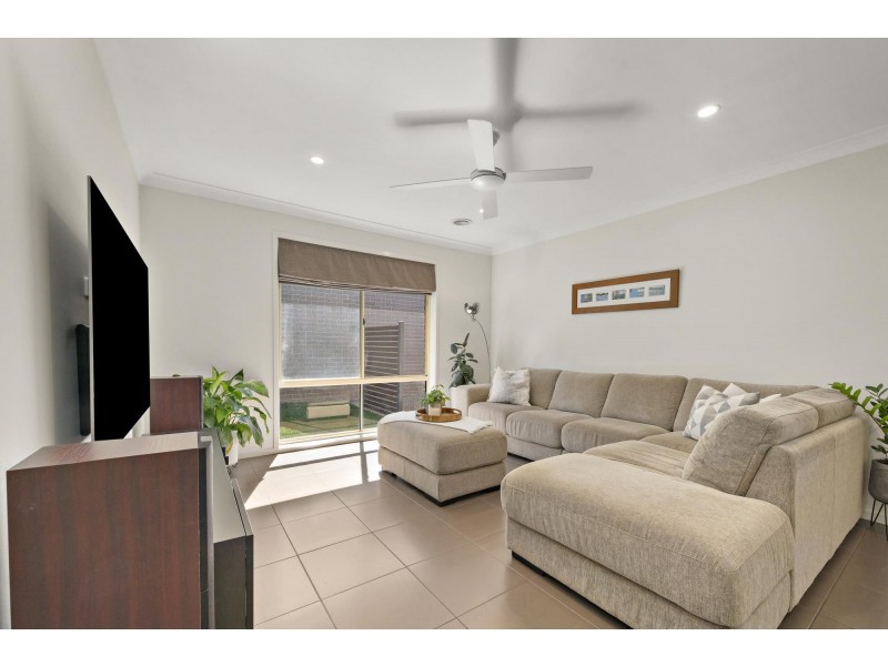 9 Dunk Street, Casey ACT 2913