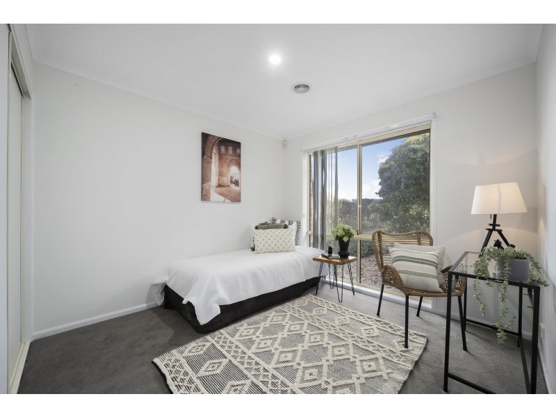 2 Buncle Place, Dunlop ACT 2615