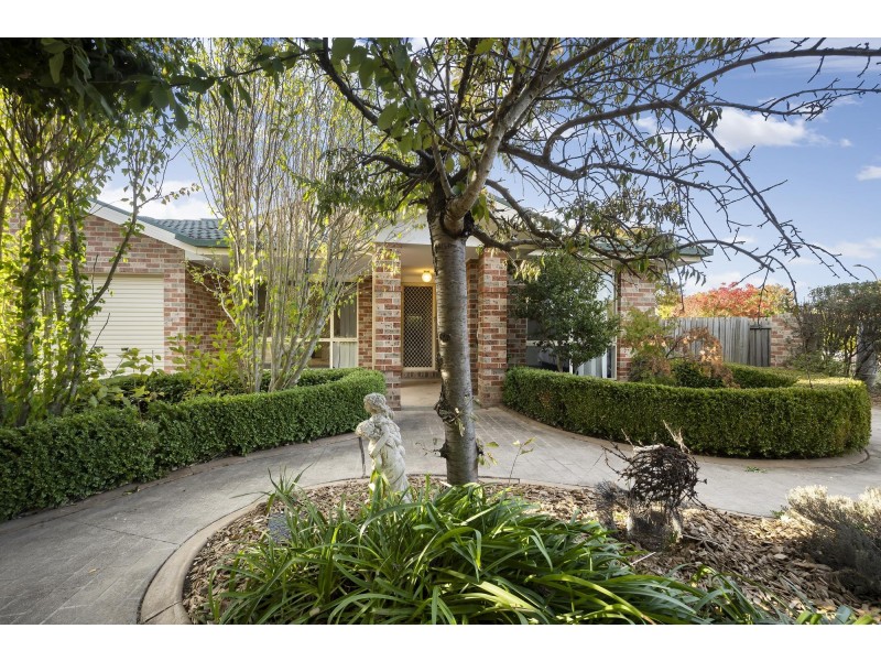 2 Buncle Place, Dunlop ACT 2615