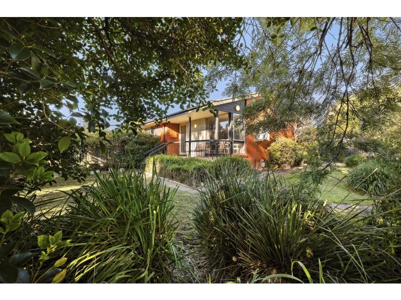 4 Brooke Place, Wanniassa ACT 2903